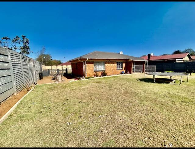 3 BEDROOM HOUSE FOR SALE IN VANDERBIJLPARK CW 6